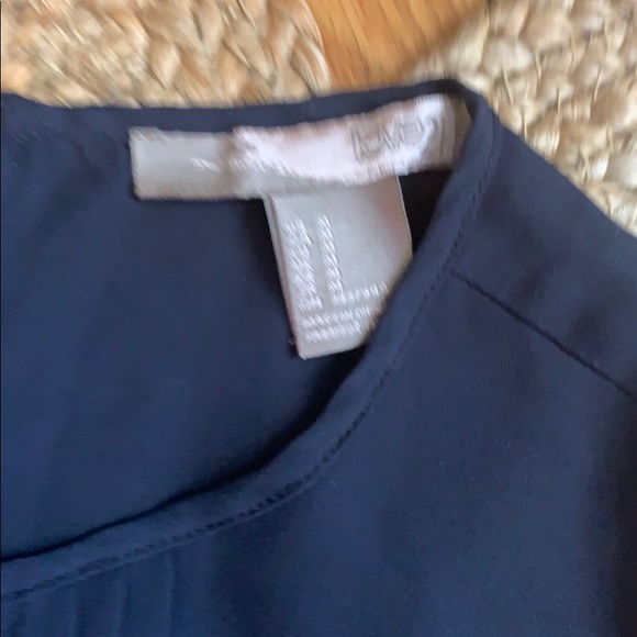 Navy/Lime Green Peplum Top - Picture 2 of 6